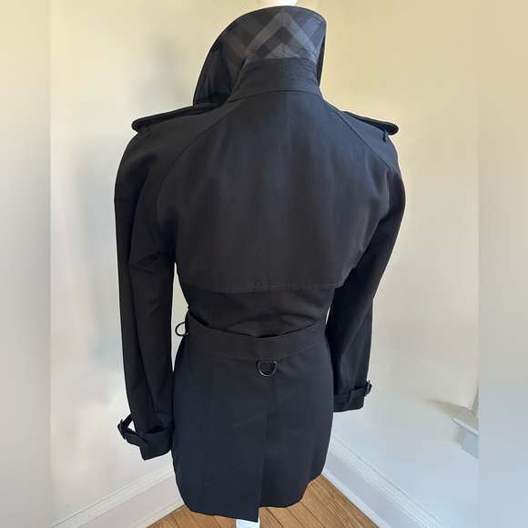 Burberry Short Black Trench Coat Size 6 - Picture 4 of 12